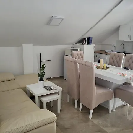 Apartmani-sobe-prenociste-sipski Kanal *