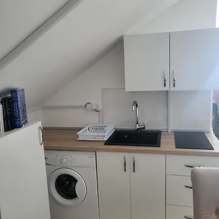 Apartmani-sobe-prenociste-sipski Kanal